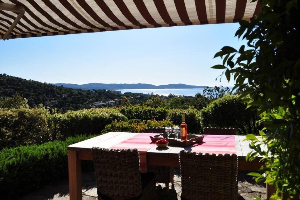 Villa Abeille : Douces Vacances D'Ete Avec Vue Mer Cavalaire-sur-Mer Exterior foto